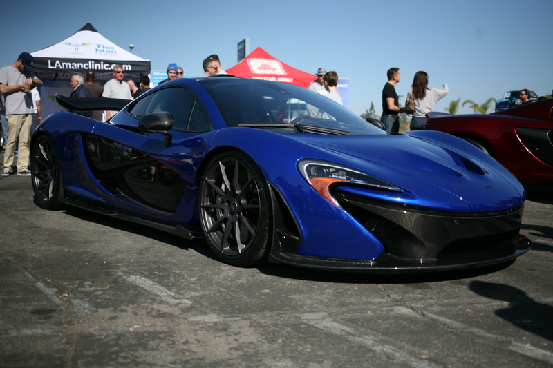 Illustration for article titled Supercar Sunday. Here are pictures.
